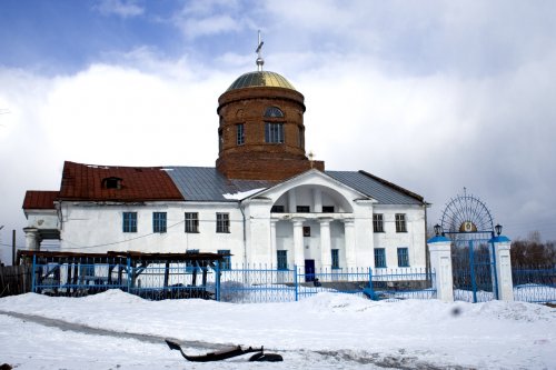 Пермский край александровск прогноз погоды. Церковь Александровск Пермский край. Александровск Церковь Спаса Преображения. Спасо Преображенская Церковь город Александровск. Кафе Александровск Пермский край.